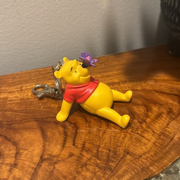 Winnie The Pooh Keychain Disney 3D Purple Butterfly - Picture 2 of 5